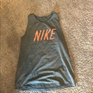 Nike muscle shirt